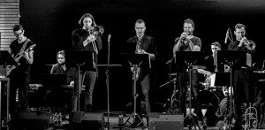 Grupė „Reinless“, Kauno Bigbendas & Simona (dirigentas Liutauras Janušaitis)